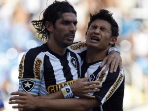Fábio Castro / Agif/Gazeta Press Botafogo goleia Bonsucesso e assume liderança do Grupo A